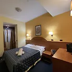 Baltik 2* Róma