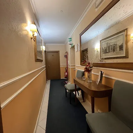 Отель Baltik 2*