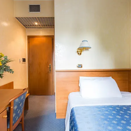 Baltik Отель Рим