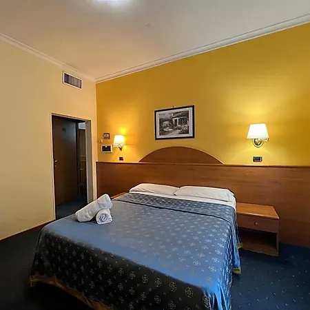 Baltik Hotel 2*